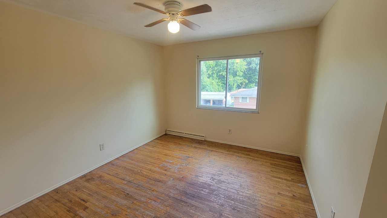 1688 Karg Drive #1688 - Photo 5 of 17