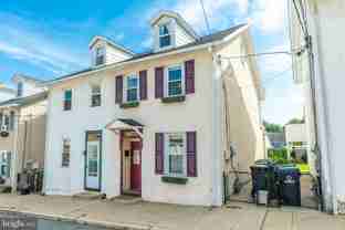 3 Hall St #NA - Photo 1 of 1