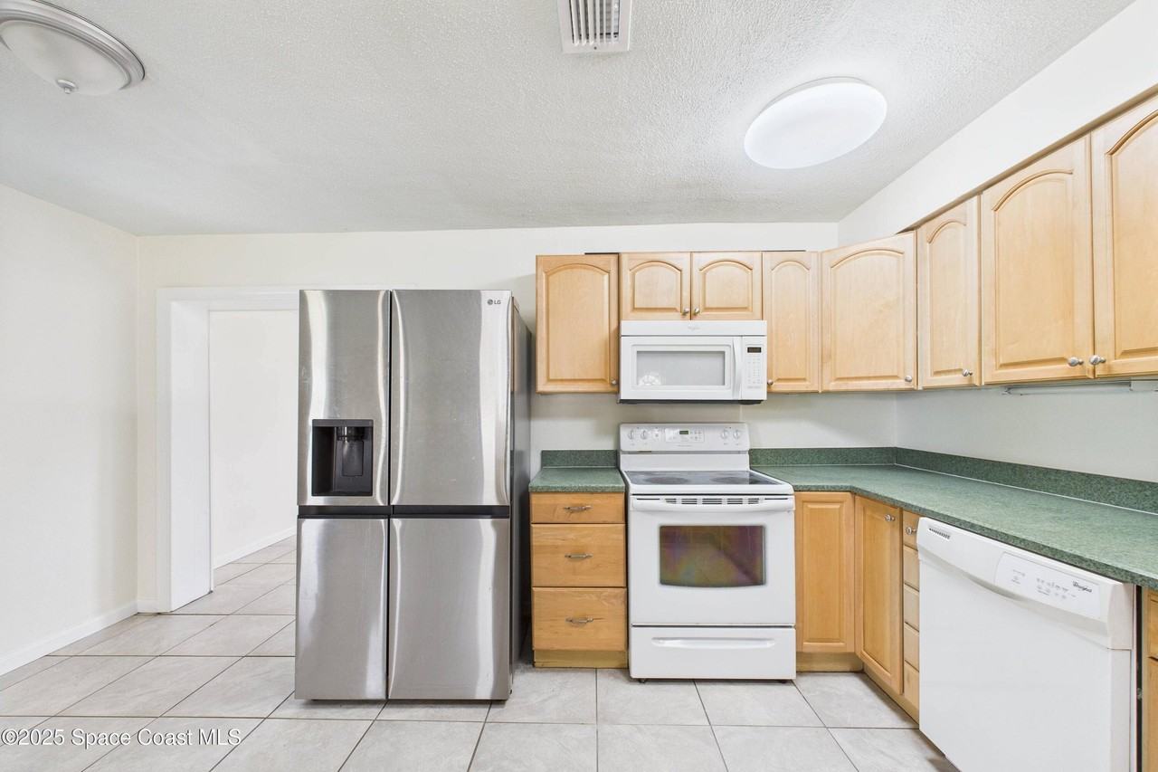 4339 Plompton Dr #NA - Photo 2 of 10