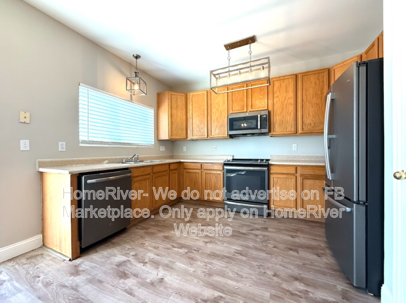 3719 Range Dr - Photo 5 of 23