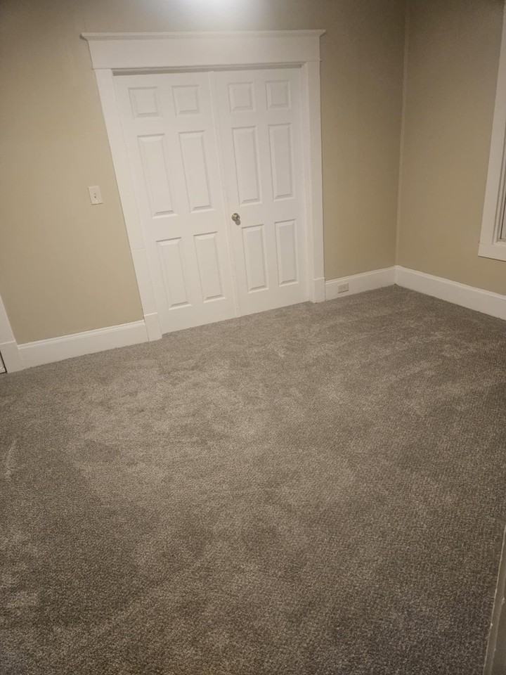 1196 Grattan St #3L - Photo 2 of 8