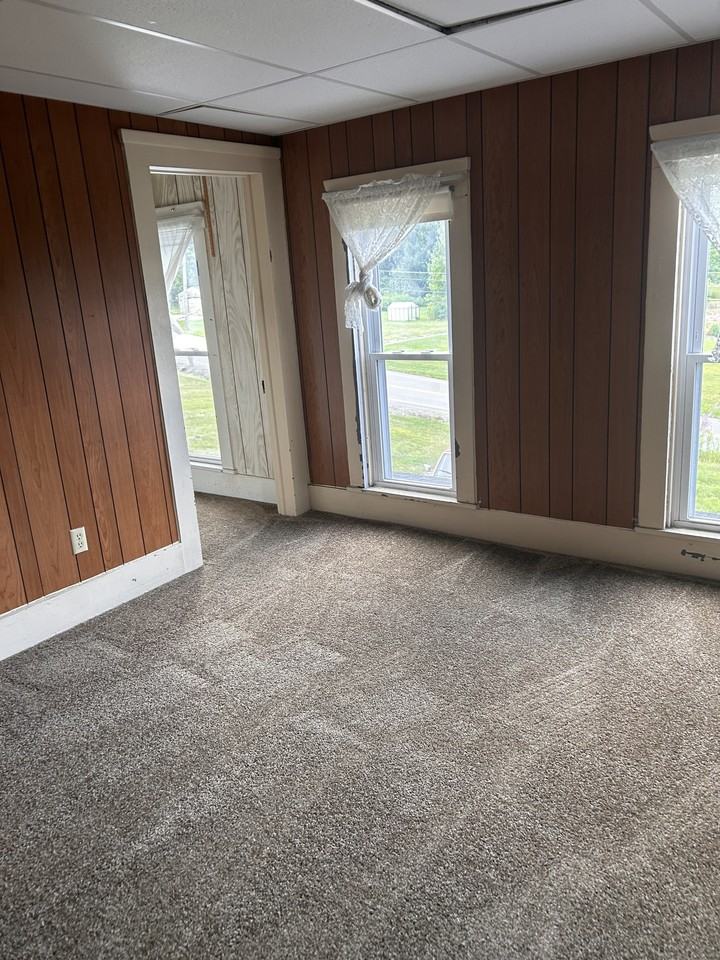 2597 Leesburg Grove City Rd #NA - Photo 2 of 8