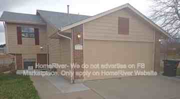 featured image of 5120 Bradley Circle