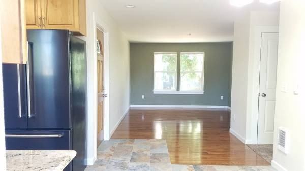 1912 Filbert St #PLEX - Photo 3 of 14