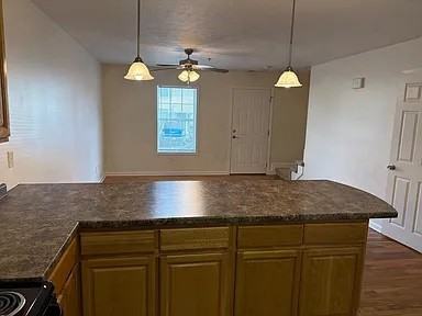 1002 Harbour Dr #1002 - Photo 3 of 11