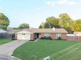 3203 S 65th Cir #NA - Photo 1 of 1