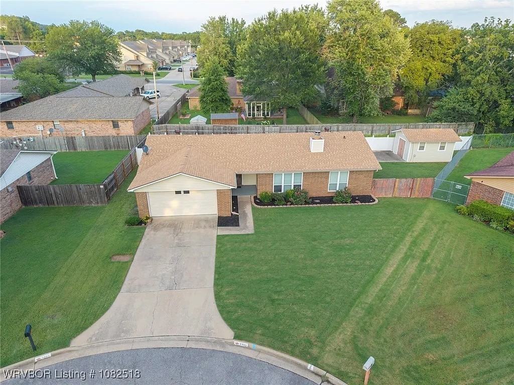 3203 S 65th Cir #NA - Photo 2 of 26