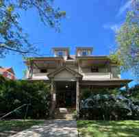 featured image of 402 S Main St