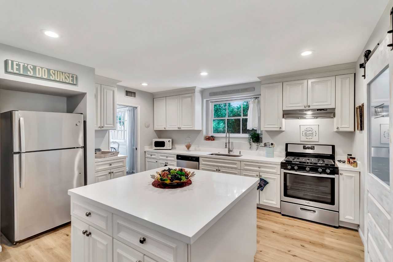 22105 Ybarra Road #NA - Photo 4 of 40