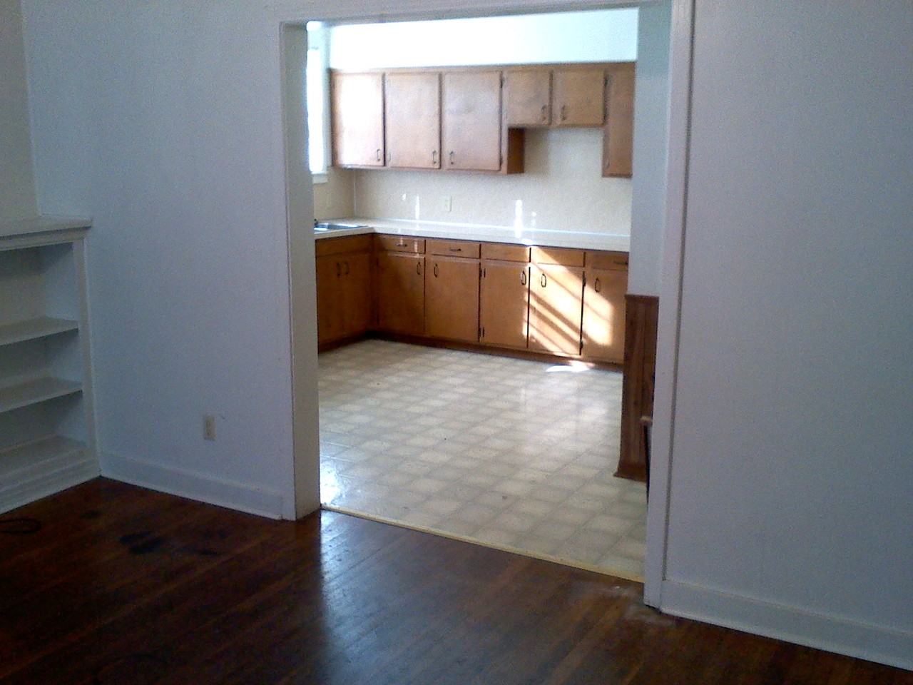 224 Lister St #NA - Photo 5 of 15