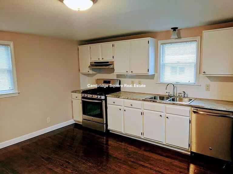 80 Edward Street #2 - Photo 7 of 12