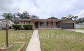 featured image of 1620 Bay Cir E