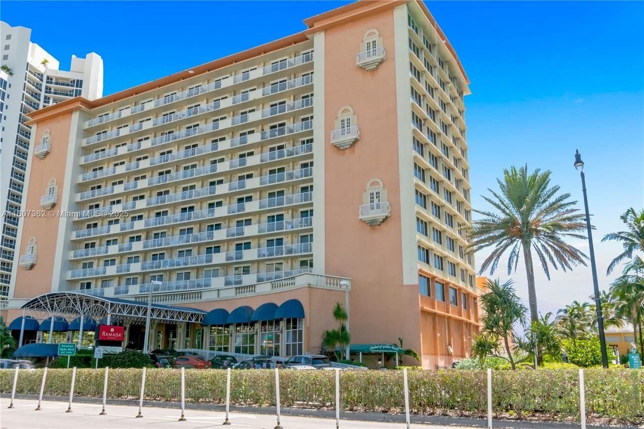 19201 Collins Ave #248 - Photo 2 of 26