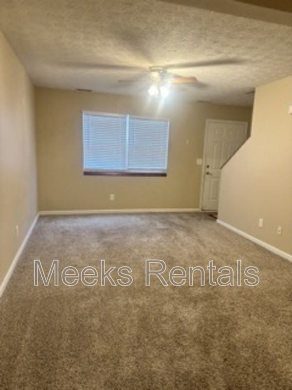 110 Mount Vernon Ln - Photo 3 of 5