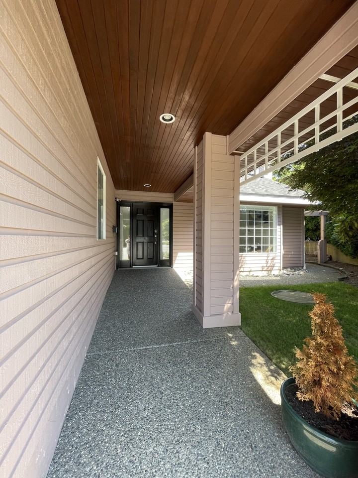 1811 Ocean Surf Place - Photo 2 of 24