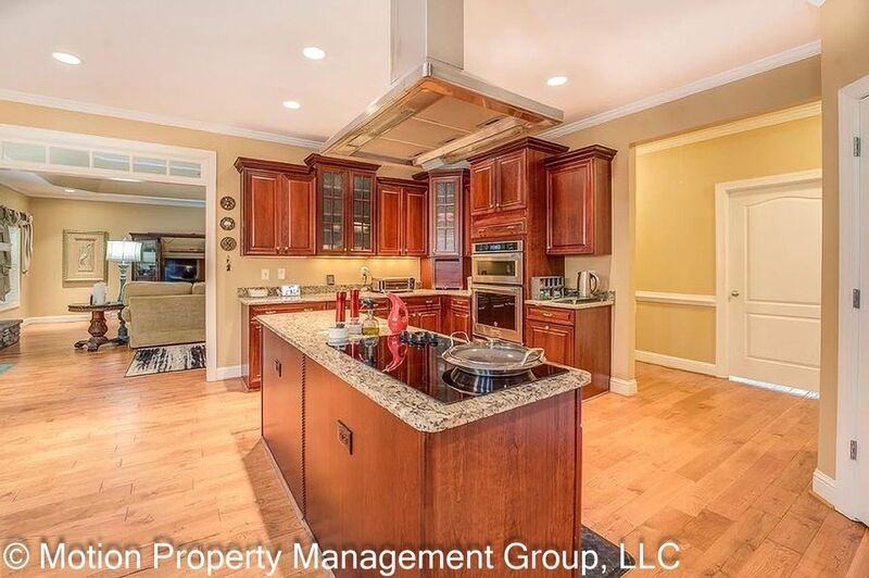 682 E Mourning Dove Ct - Photo 3 of 14