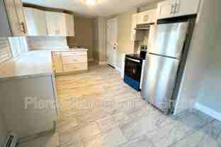 718 Beech St #2 - Photo 1 of 1