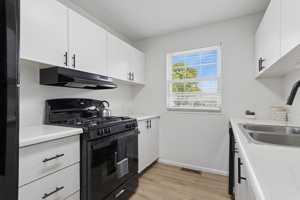 featured image of 10304 Oxford Hill Dr