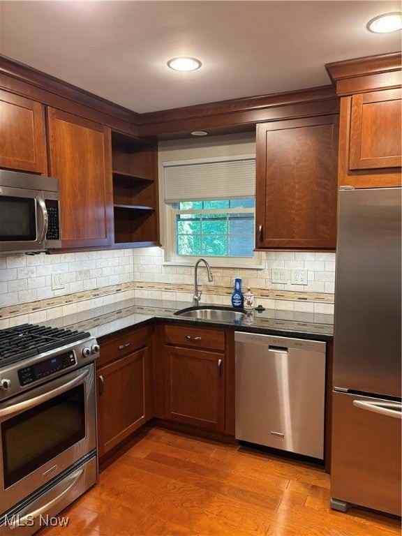 20996 Detroit Road - Photo 4 of 18