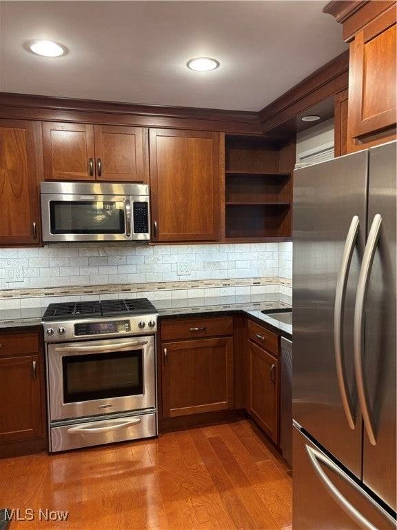 20996 Detroit Road - Photo 5 of 18