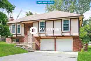1005 Ne 104th Ter - Photo 1 of 1