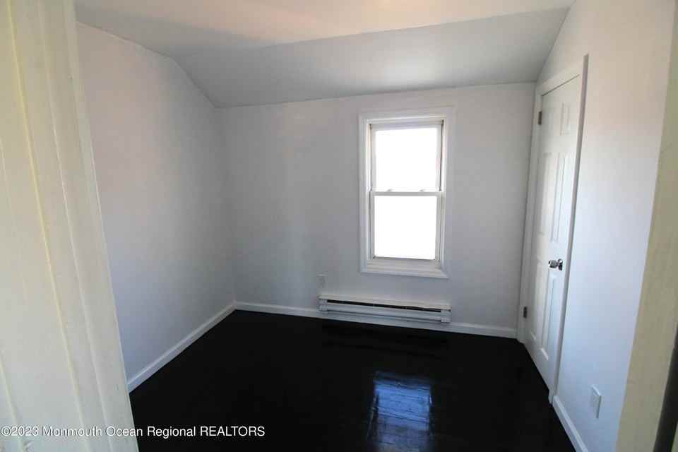 225 Atlantic City Blvd - Photo 2 of 6