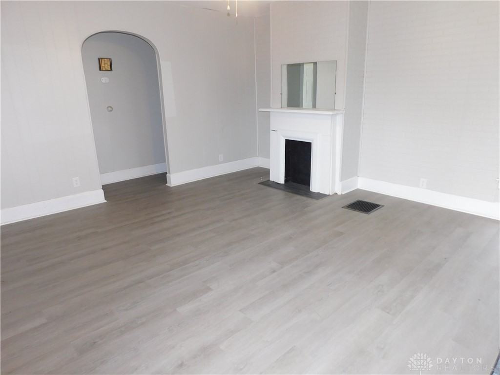 115 Lincoln Ave - Photo 5 of 16