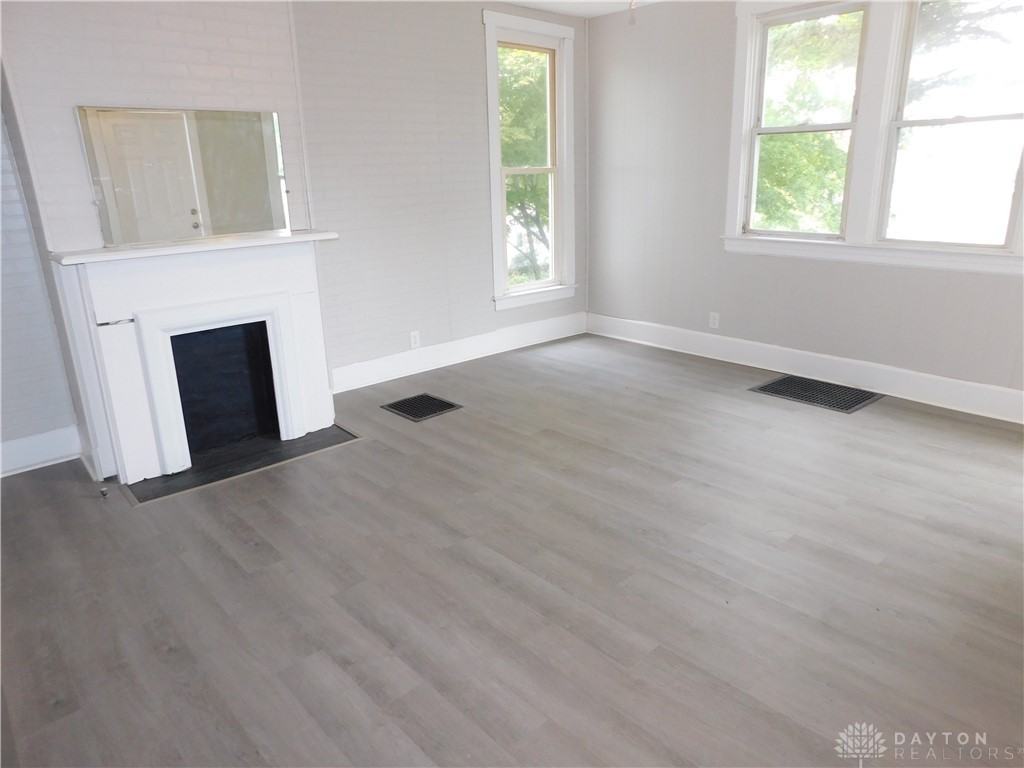 115 Lincoln Ave - Photo 6 of 16