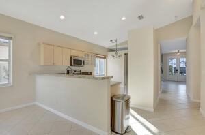 4893 Nw 59th Ct - Photo 7 of 26