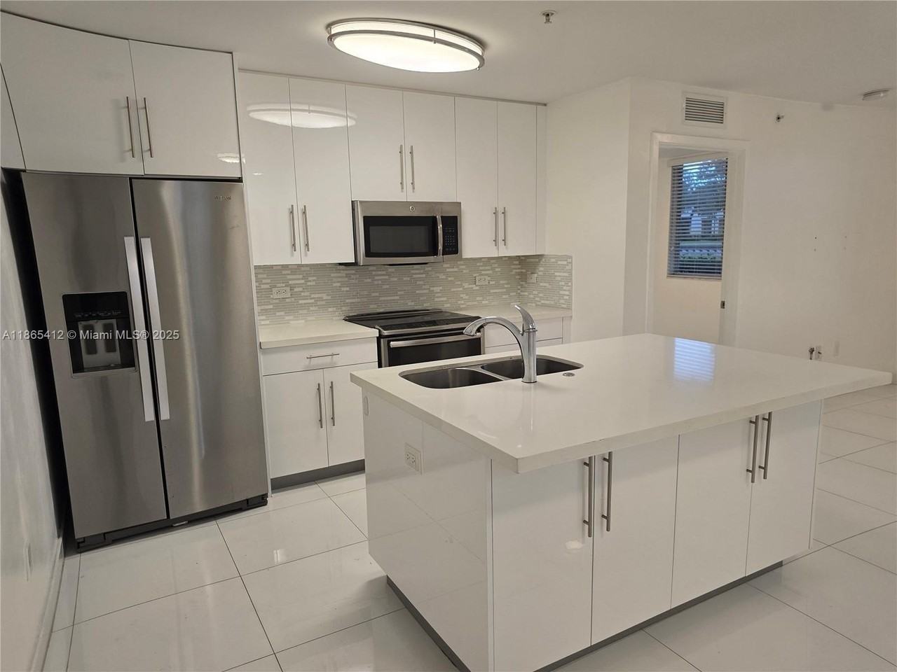 2651 Ne 212th Ter #103 - Photo 4 of 31