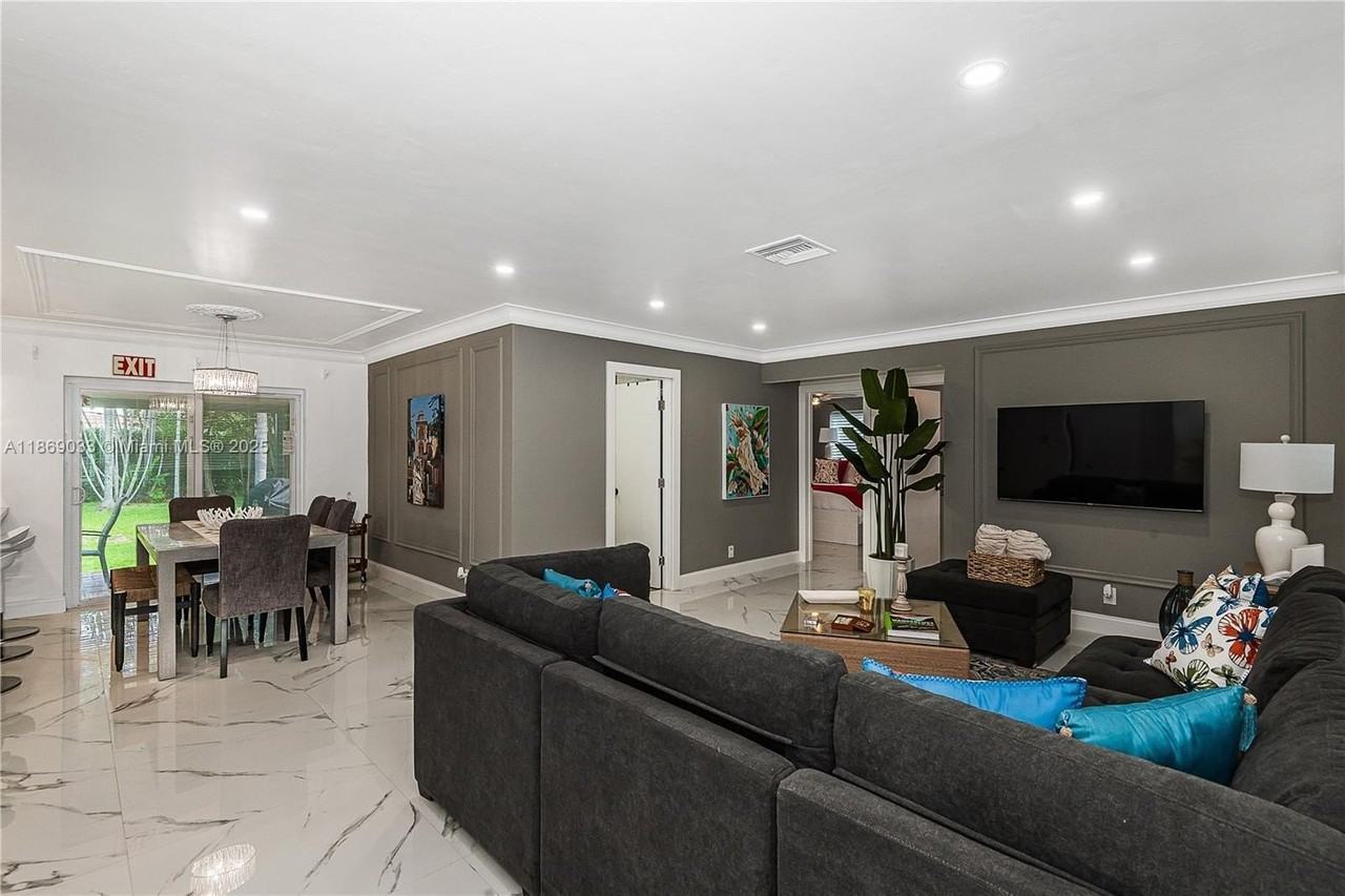 1521 Arthur Street #1521 - Photo 2 of 24