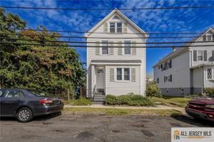 featured image of 67 Prentice Ave #1