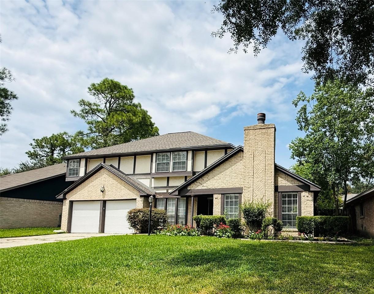 4306 Shalom Creek Ln - Photo 2 of 44