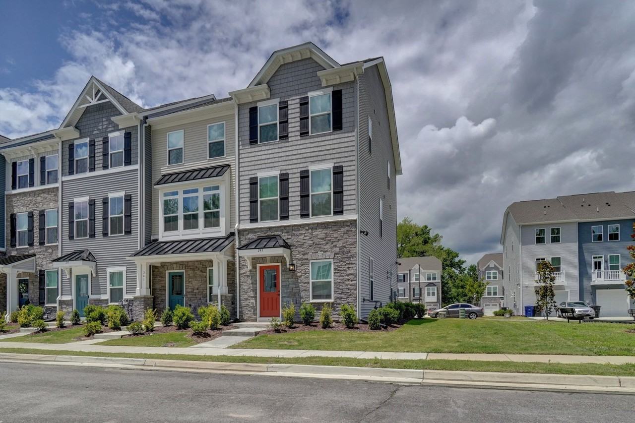 243 Tern Av - Photo 2 of 23