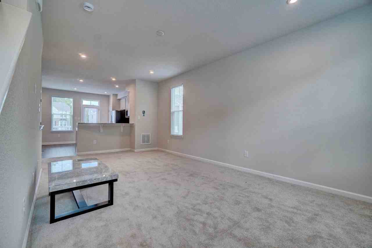 243 Tern Av - Photo 5 of 23