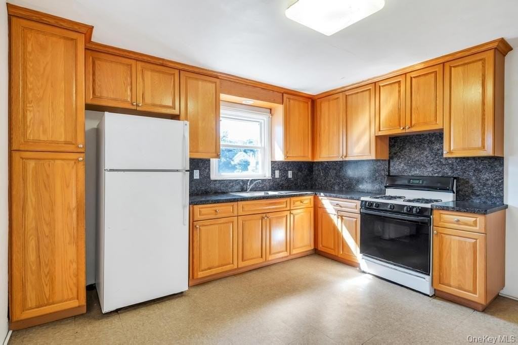 31 James St - Photo 3 of 15