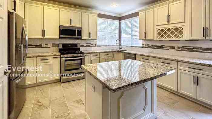 6848 Baby Jade Ct - Photo 3 of 27