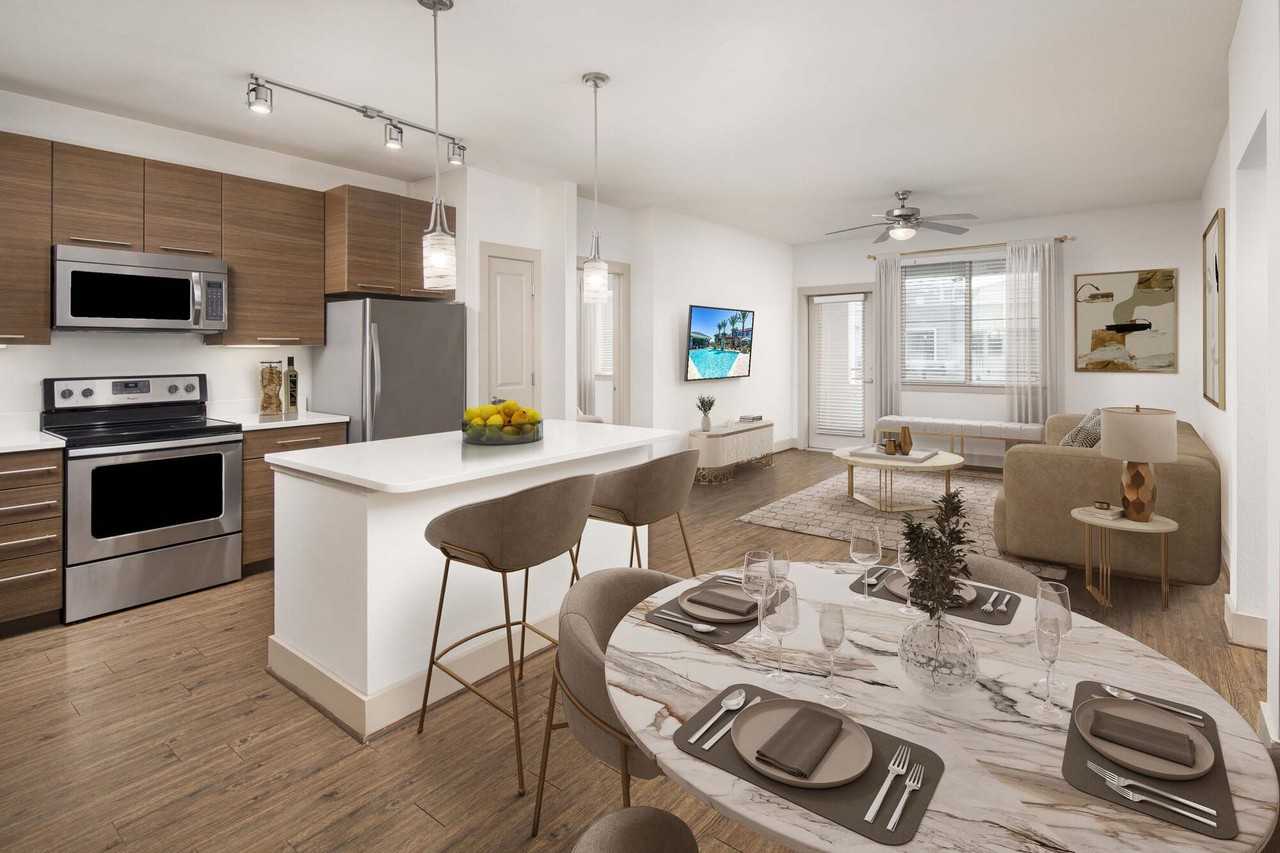 Camden Chandler - Photo 2 of 44