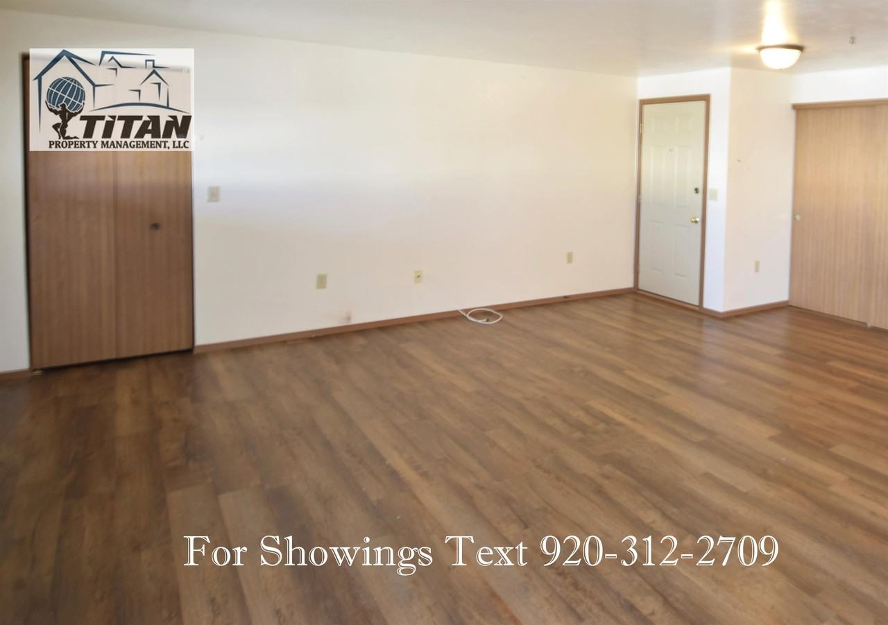 2116 Henry Street - Photo 4 of 15