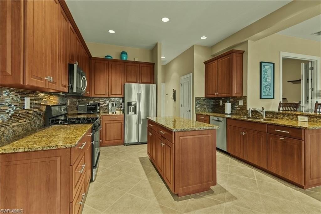 3131 Orangetree Bnd - Photo 7 of 21