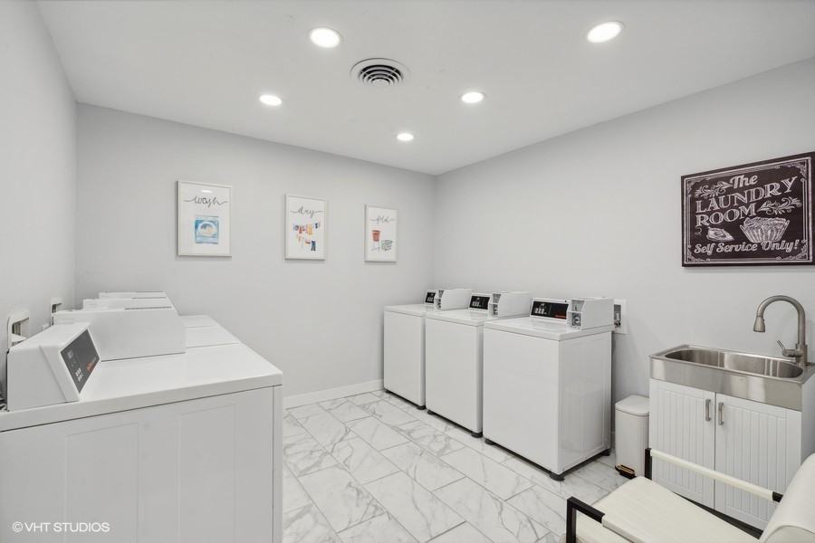 Mid North Flats at Jefferson - Photo 7 of 21