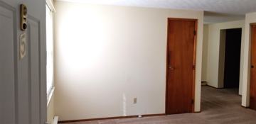 featured image of 316 W 5th St