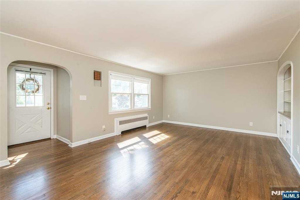 3 Hillcrest Ave - Photo 2 of 21