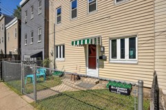 3225 Mary St - Photo 1 of 1