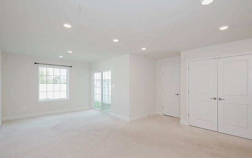 1436 Onnesta Court - Photo 6 of 30