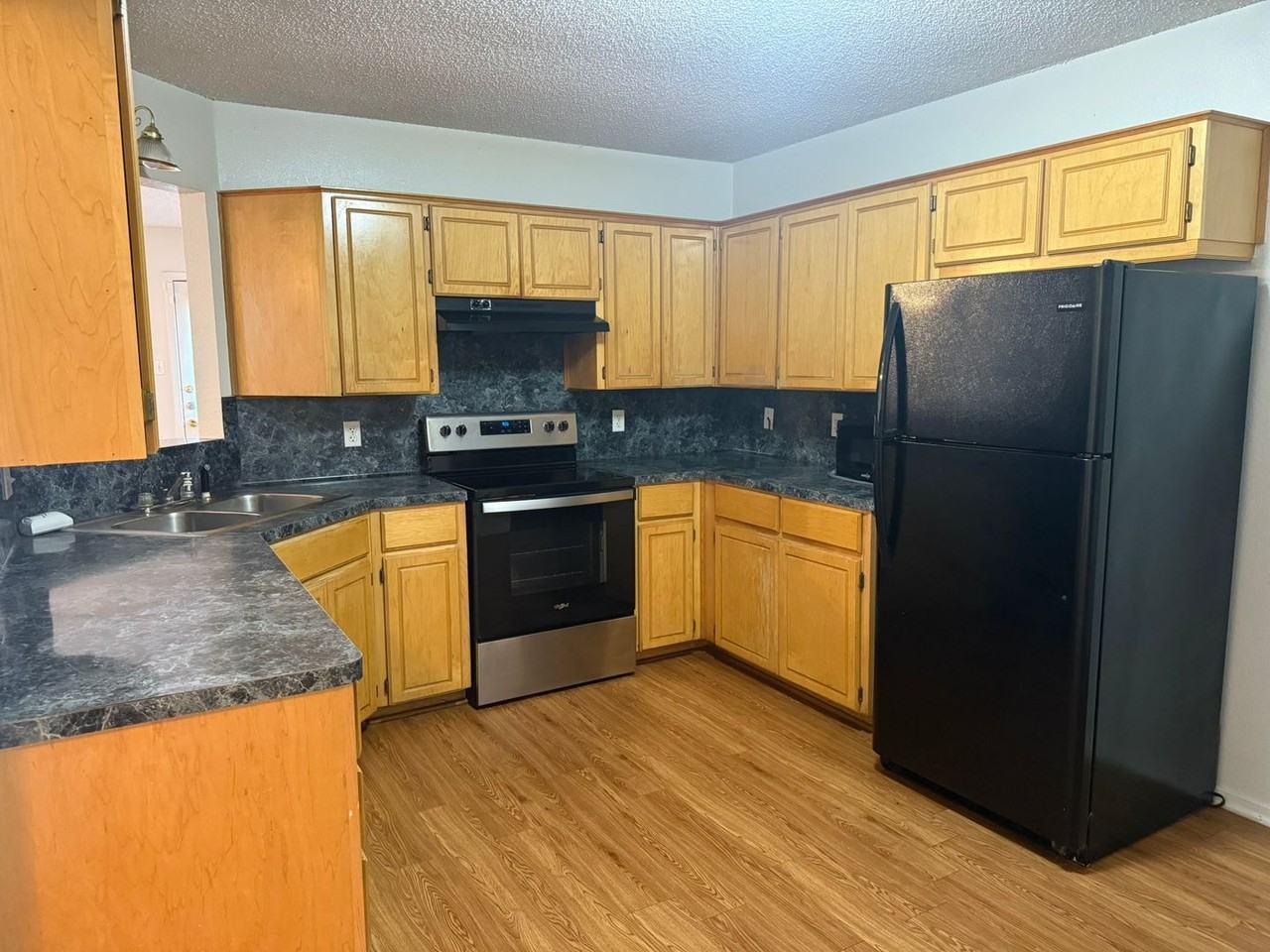 4404 Secretariat Dr - Photo 5 of 21