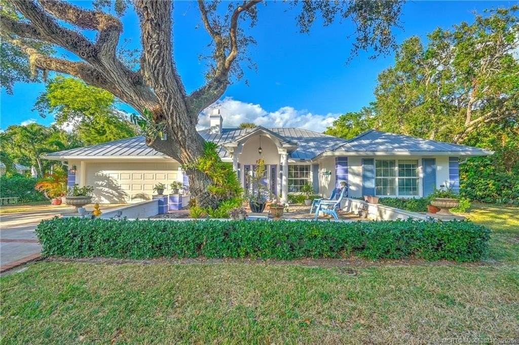 1446 Wyn Cove Dr - Photo 2 of 50