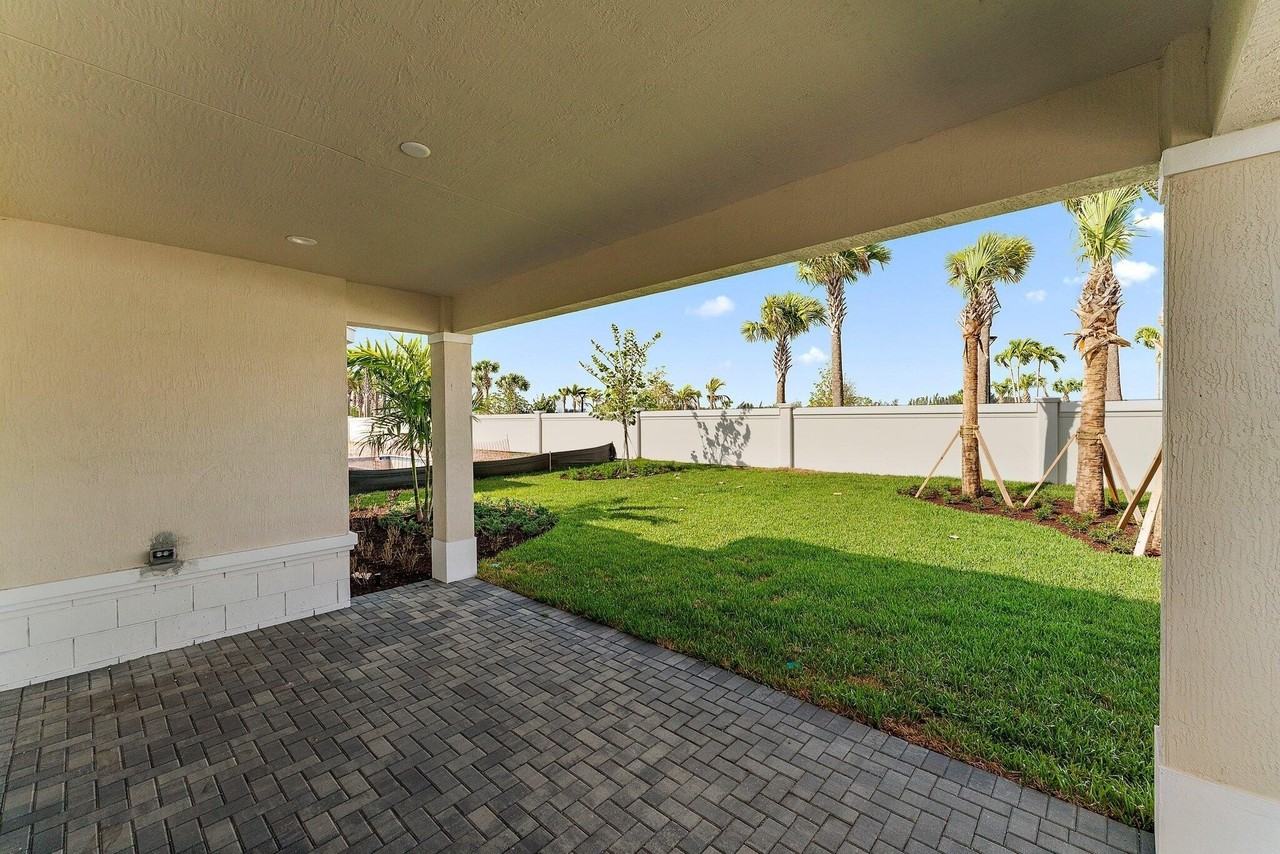 12680 Nautilus Cir - Photo 7 of 50