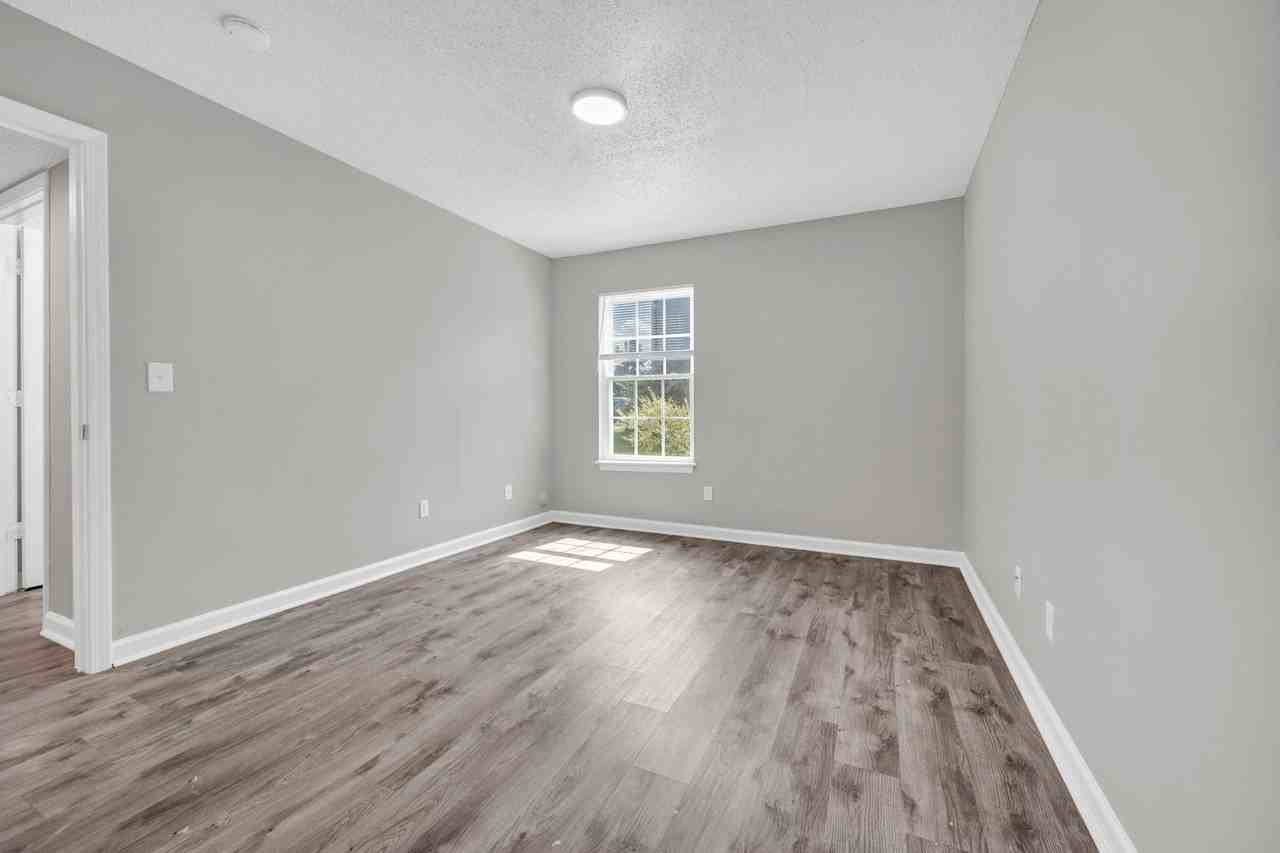 Bridle Ridge - Photo 6 of 32