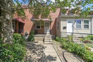 featured image of 3033 Seamon Ave